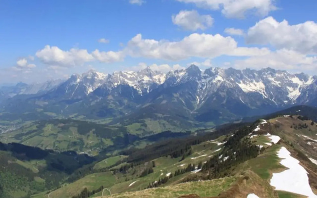 Apartment in Saalfelden Near Ski Slopes