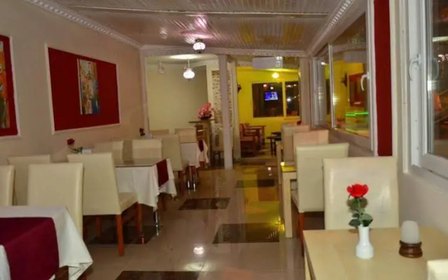 Almila Side Suite Hotel