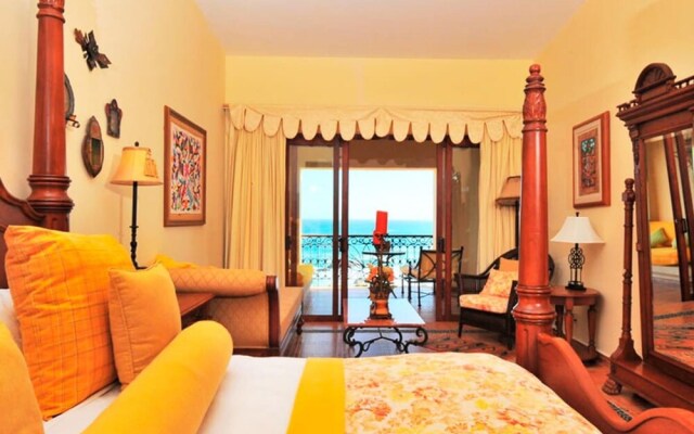 Charming 1BR With Ocean View in Cabo San Lucas