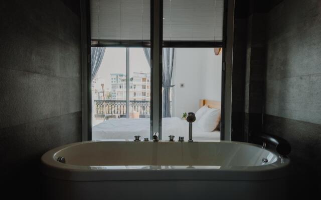Vien Hotel