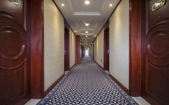 Vienna Hotel Longgang Longdong