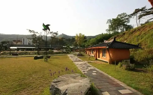Cheongju Chujeonggol Pension