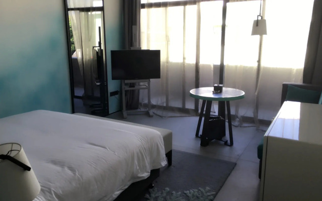 YueLanwan Seaside Resort Hotel