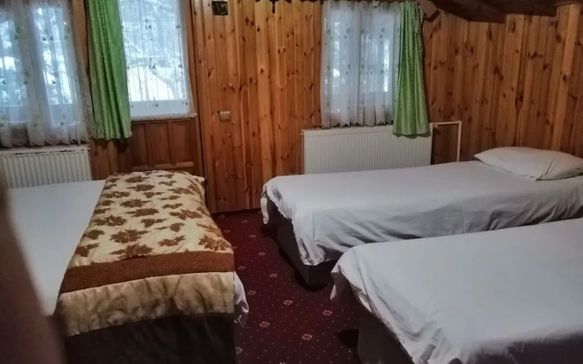 Abant Dere Otel