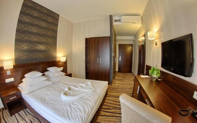 Hotel Arkas