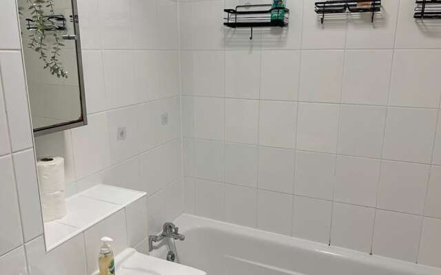 Charming 2-bed Apartment in Hemel Hempstead