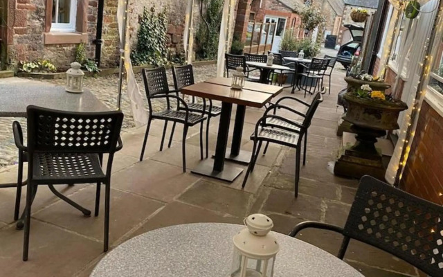Tufton Arms Hotel