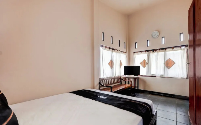 OYO 94767 Griya Djati Syariah 1