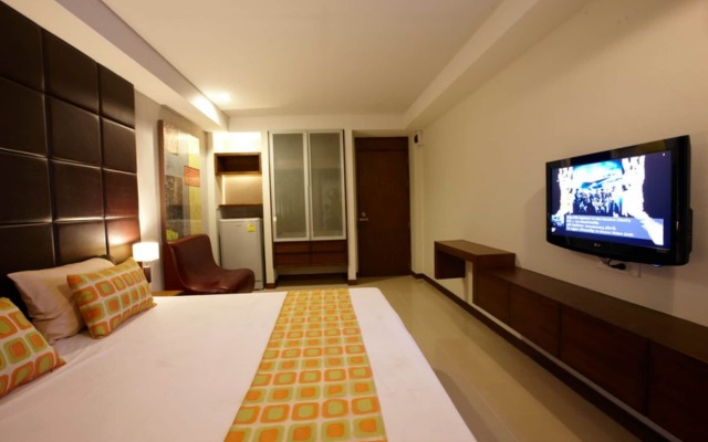 Collection O The Bangkok Cha Cha Suite