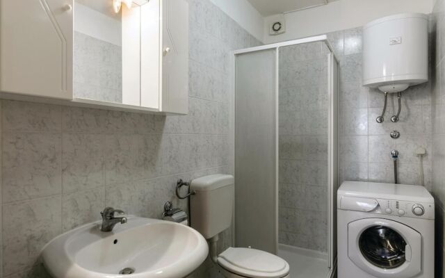 Stunning Home in Pula With Wifi and 5 Bedrooms