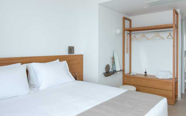 Plethora Luxury Suites