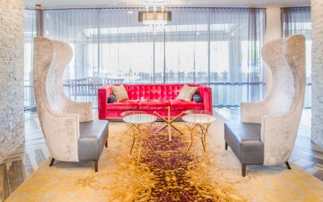 Crowne Plaza Saddle Brook by IHG