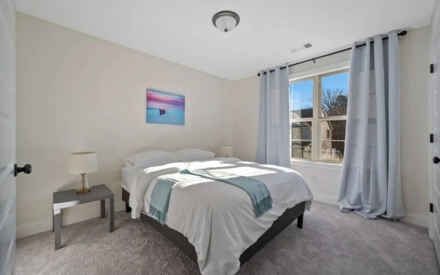 3 Kings Garage Front Yard Washer Dryer