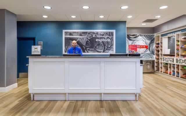 Hampton Inn & Suites Newport/Cincinnati