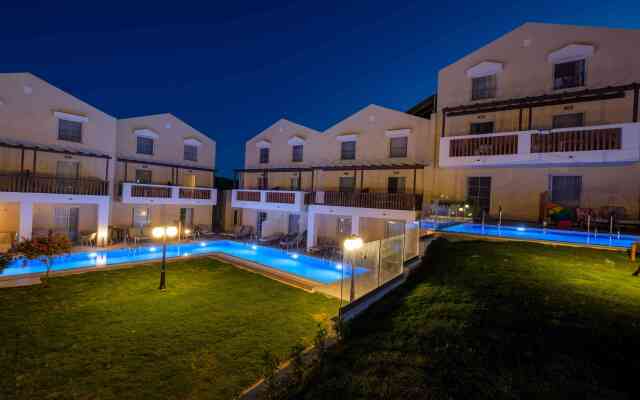 Akron Seascape Resort