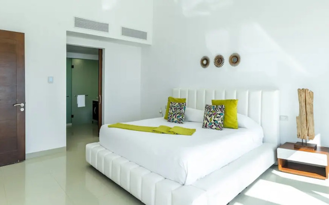 Z Casa Altamar 2 Bedroom Condo by RedAwning