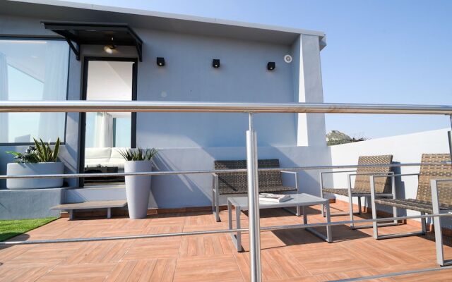 Majestic Homm Penthouse in the Heart of Plaka