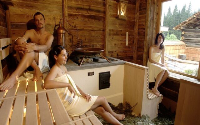 Almwellness-Resort Tuffbad