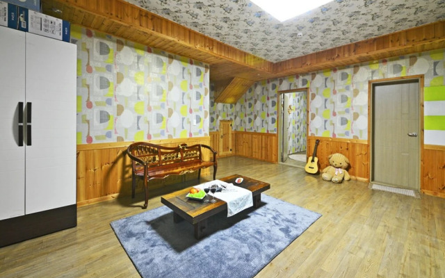 Gyeongju Natural Forrest Pension