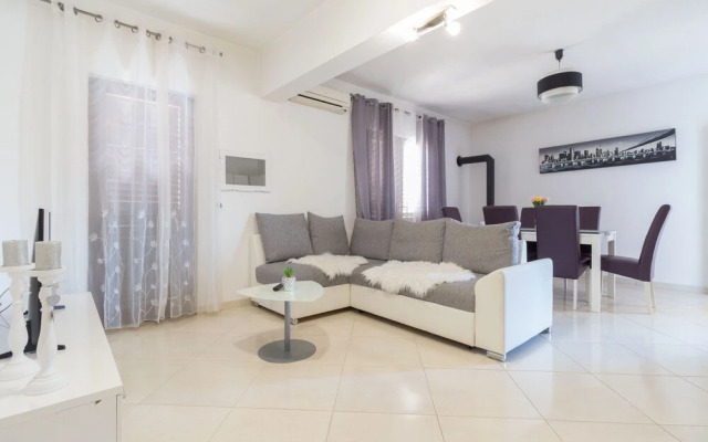 Beautiful apartment Petra