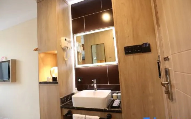 Meiyang Hotel (Luquanchang Shengda Street Store)