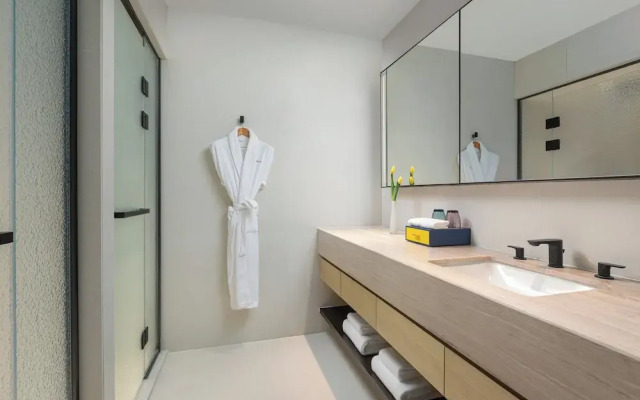 voco Suites Shanghai Hongqiao CBD by IHG