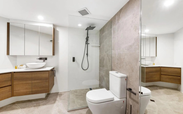 5 Pacific Outlook Ocean View Apartment in Sunshine Beach