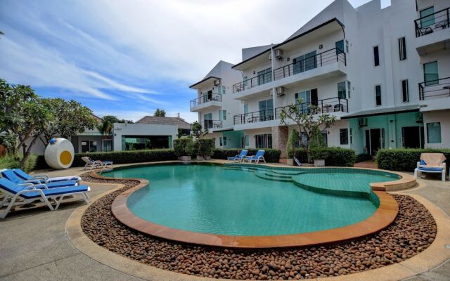 Pool Access 89 @Rawai Hotel