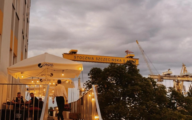 Vulcan Hotel