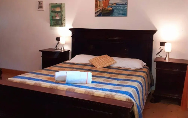 Tuscan Hills Near Florence - Stone Farm House