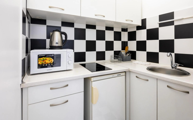 BV Apartments Black and White