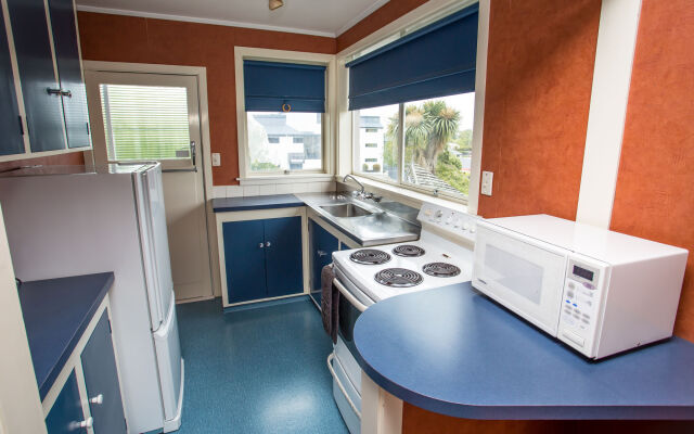 The Coast Motel
