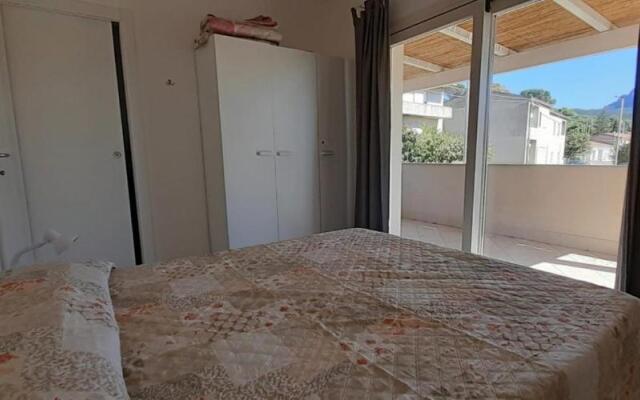 Villetta Federico climatizzata con giardino privato