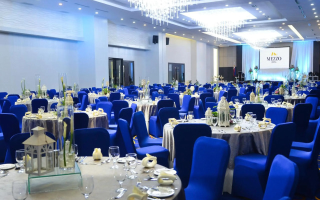 Mezzo Hotel