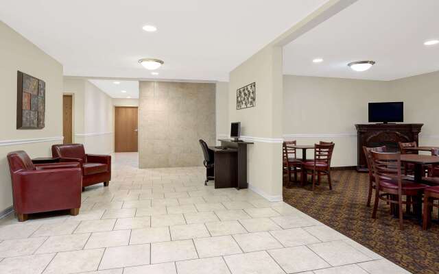 Days Inn by Wyndham Greensboro NC