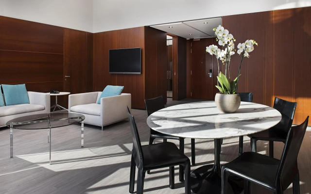 DoubleTree by Hilton Turin Lingotto