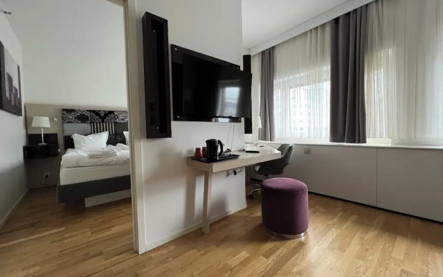Injoy Premium Solna