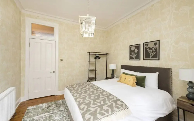 JOIVY Stylish 2bed Flat Near Calton Hill