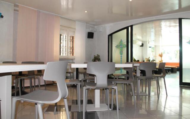 Hotel Vernel