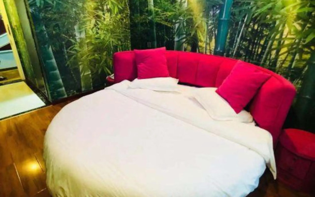 Super 8 Hotel (Beijing You'anmen Outer Street)