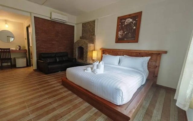 Kenikar Raintree Residence Hotel