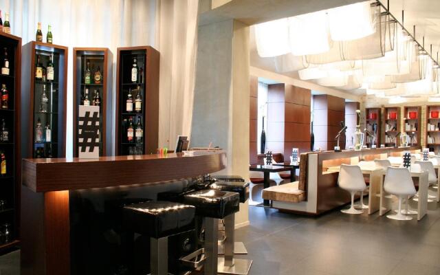 987 Design Prague Hotel