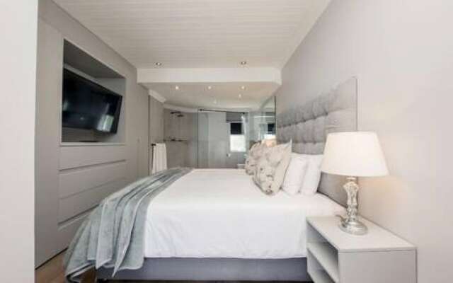 Holiday Apartment Opposite the Beach Seasonsfind the Sunset