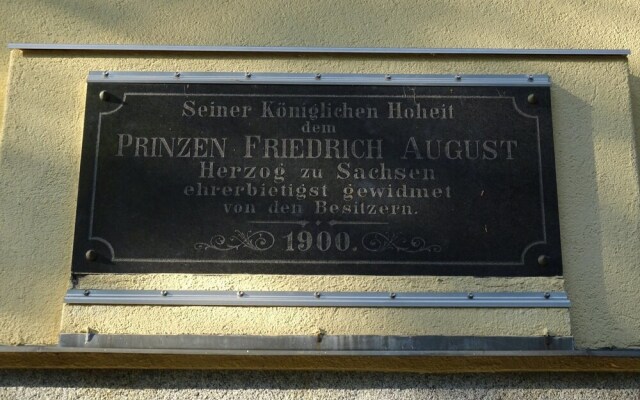Prinz-Friedrich-August Baude