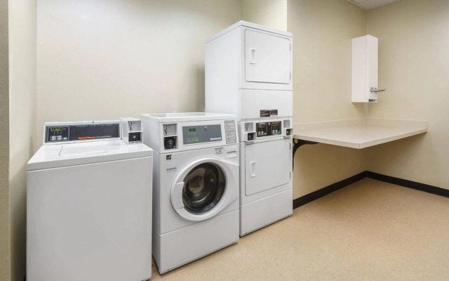 Residence Inn Charleston North/Ashley Phosphate