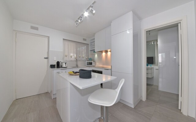 Cottesloe Beach Pines Apartment