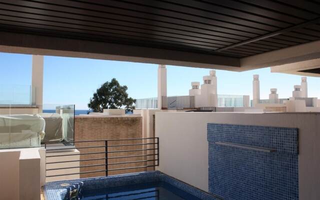 2 Beds Apartment with Private Pool