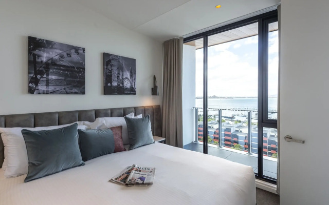 Oaks R Suites Geelong