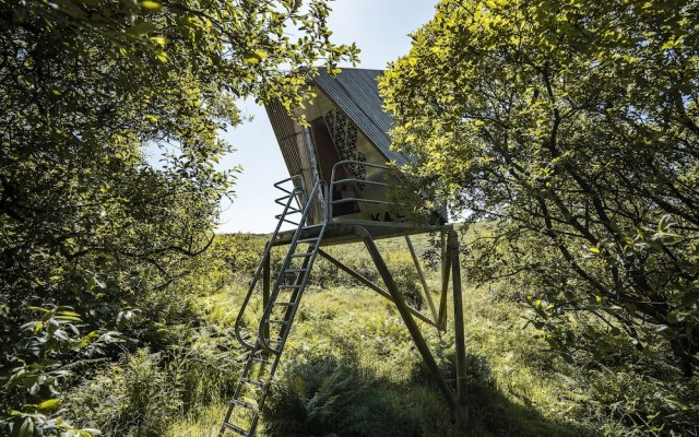 K4 Kudhva Treehouse Cabin With sea View