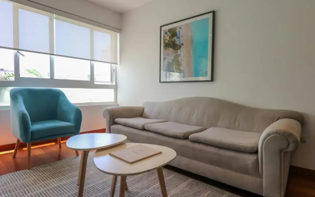 w Amazing 2BR Near Malecon in Miraflores